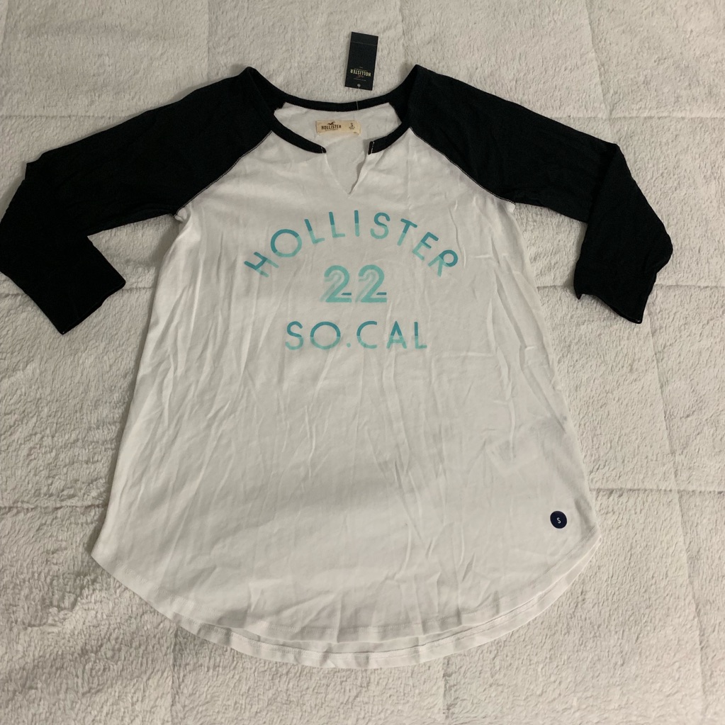 Hollister Baseball Tee